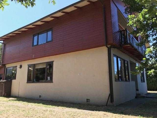 Amplia Y Sólida Casa Ideal Para Oficinas