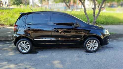 Imagem 3 de 8 de Volkswagen Fox 2012 1.6 Vht Prime Total Flex 5p