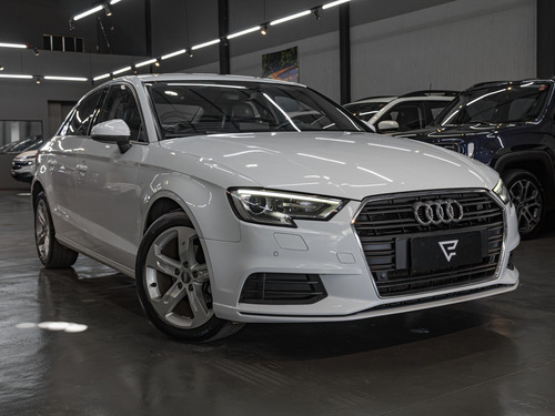 Audi A3 Sedan 1.4 Prestige Plus Tfsi Flex Tiptronic 4p