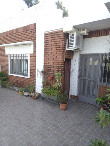 Venta - Casa - 3 Dormitorios - Zona Norte