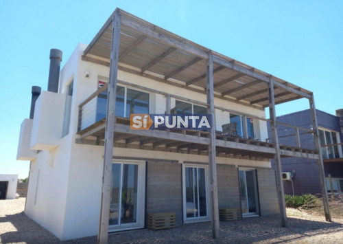 Imagen 1 de 20 de Casa En Venta - Balneario Buenos Aires