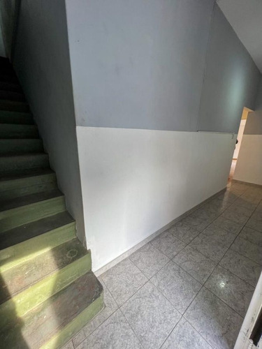 Imagen 4 de 15 de Ph -3 Amb En Pb Con Cochera Y Patio - 2 Amb En 1° Con Terraza Propia - Con Renta