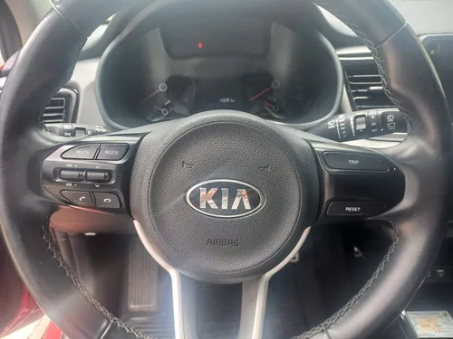 Kia Rio Hatch Back Rin 17 Techo Elec. Automatico