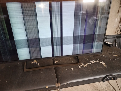 Imagem 9 de 10 de Tv Sony Com Defeito De Tela Modelo Kd-49x705e 4k