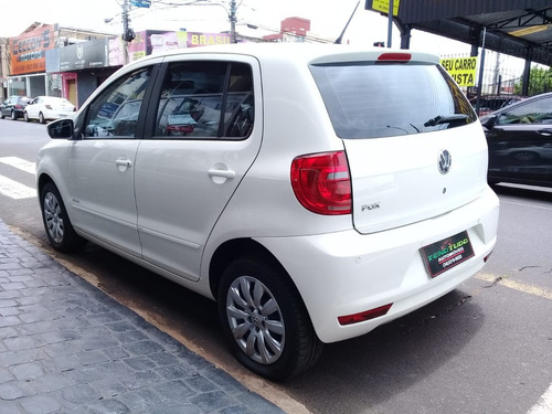 Volkswagen Fox I Trend 1.0 Branco 2014