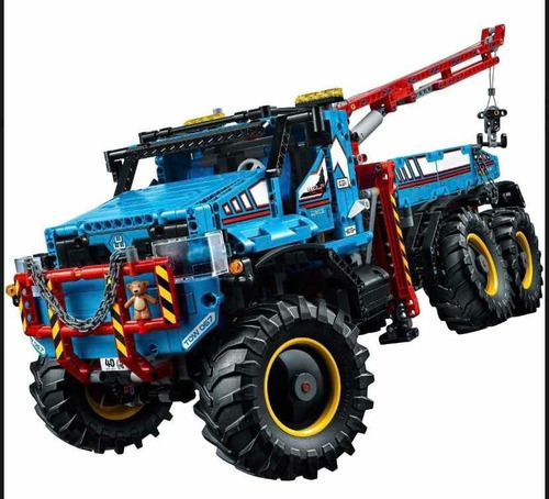 Lego Technic 42070 Camión Grúa Todoterreno 6x6