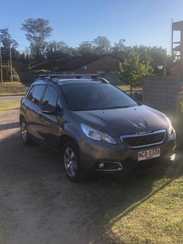 Peugeot 2008 2015 1.2 Full Manual