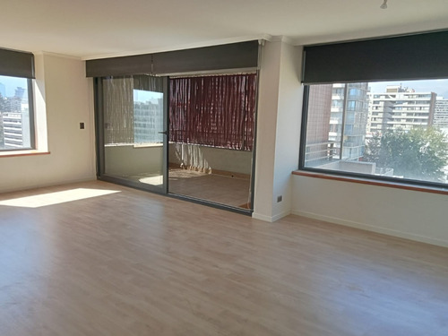 Se Vende Depto. Holanda Sector Plaza Las Lilas