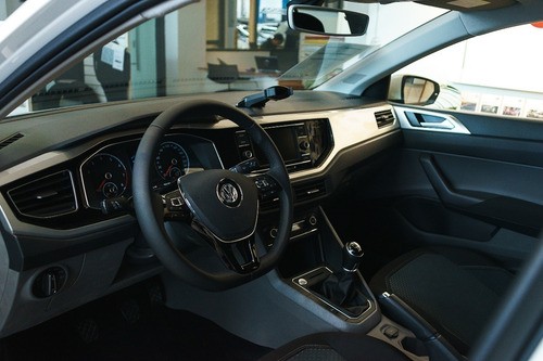 Imagen 8 de 10 de Volkswagen Virtus Highline 2022 0km