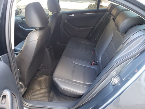 Volkswagen Vento 2.5 Luxury 170cv Tiptronic 2015