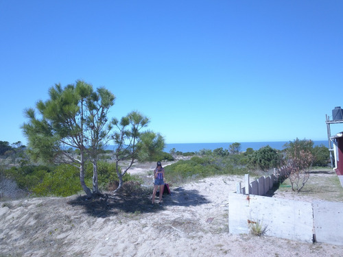 Imagen 2 de 19 de Solar - En Venta En La Viuda Punta Del Diablo A 150m De La Playa - Mza 253