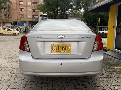 Chevrolet Optra 1.6 Mt
