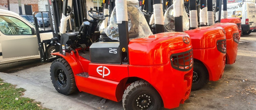Imagen 10 de 15 de Autoelevador Ep 2.5tn Diesel Torre Triple Nuevo 0hs