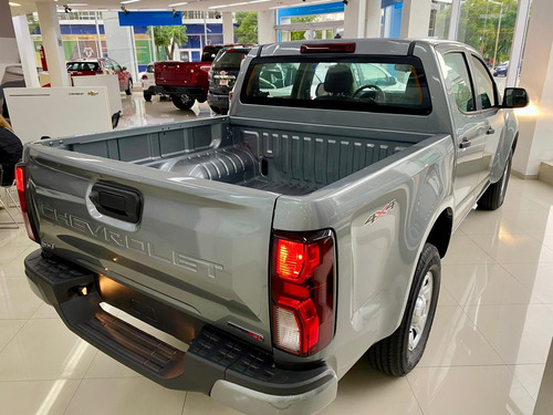 Chevrolet S10 2.8 TD 4X4 WT MT