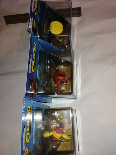 Figuras Totaku Crash Bandicoot Coco Dr Neo Cortex