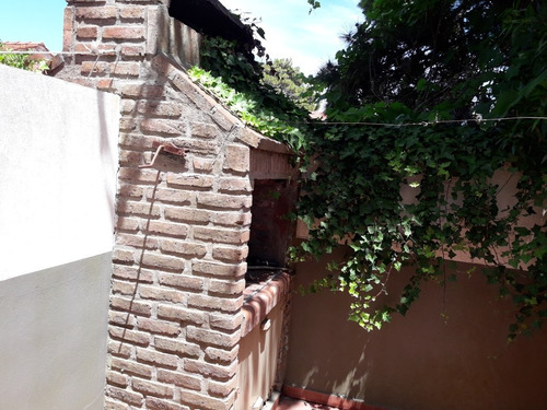Imagen 9 de 14 de Triplex Mar De Ajo,cochera,parrilla 2 Cuadras Mar 6 Personas