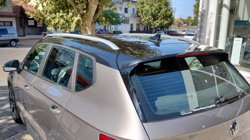 Volkswagen Taos Highline Bi Tono