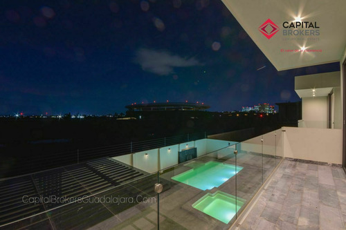 Mansión De Súper Lujo En Venta En Ayamonte Zapopan Zona Bajío Guadalajara