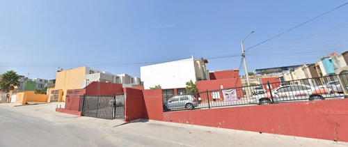 Sk16 - Casa En Remate Bancario En C. Jardin Botanico, Gerberas, Tijuana B.c. (65% Debajo Del Valor Comercial Solo Recurso Propio De Contado)