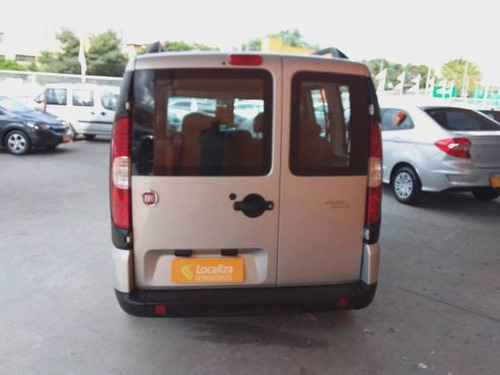 Imagem 2 de 9 de Fiat Doblò 1.8 Mpi Essence 7l 16v Flex 4p Manual