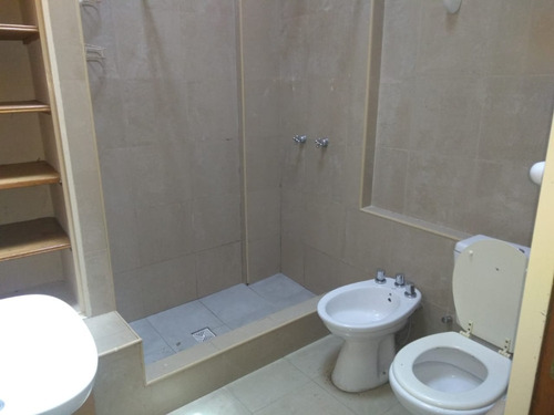 Imagen 7 de 14 de Venta - Ph Interno - 3 Amb - Villa Lynch - Madero