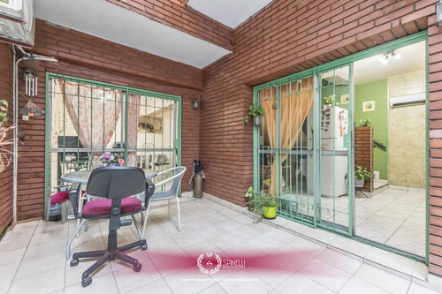 Venta Casa Terreno 126m² En Boedo Almagro Con 277m² Construidos 3 Terrazas Patio Quincho Parrilla