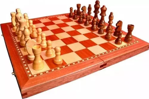 Juego de Ajedrez En Madera Bisonte 9828