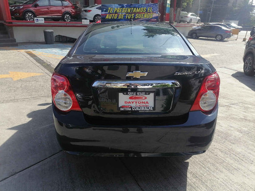 Imagen 4 de 15 de Chevrolet Sonic 2016 4p Ltz L4/1.6 Aut