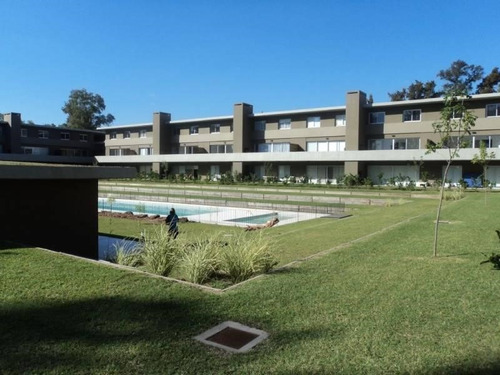 Imagen 2 de 10 de Departamento En Venta Ubicado En Bosque Alto, Pilar, G.b.a. Zona Norte