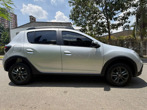 Renault Stepway 1.6 Expression / Zen
