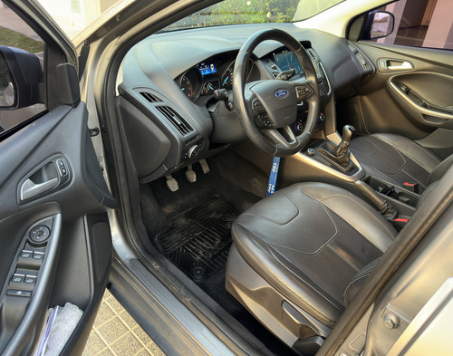 Ford Focus III 2.0 Se Plus Mt