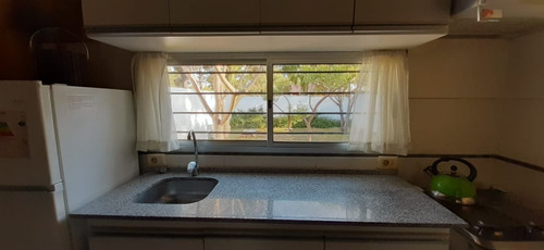 Casa En Alquiler Temporal En Cuchilla Alta Canelones. Familiar .max 5 Personas. Leer Descripción!!!