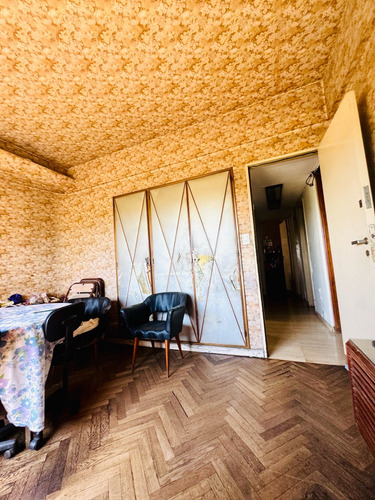 Departamento En Venta, Con Cocheras, A Reciclar!!! Recoleta.