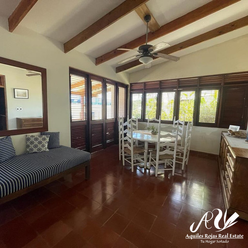 Villa Amueblada En Los Charamicos