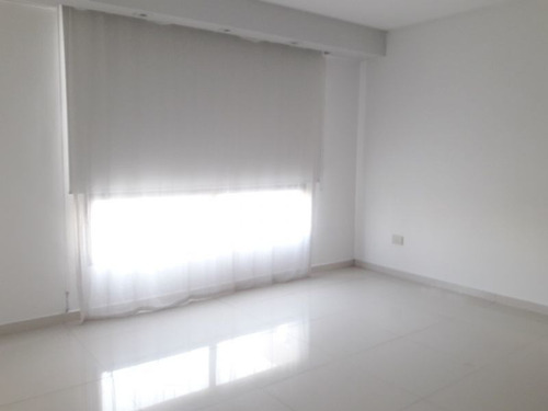 Imagen 12 de 15 de 51 E/18 Y 19 -semipiso 2 Dorm C/cochera- Baum Propiedades
