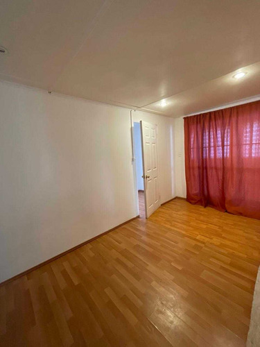 Amplia Casa En Arriendo (80084)