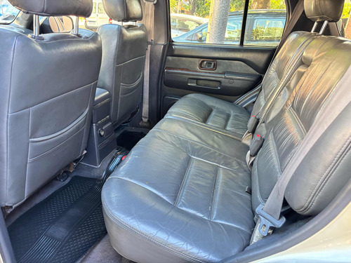 Nissan Pathfinder 3.3 Se