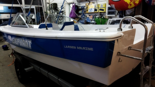 Lancha Traker Larsen Marine Top 5.80 Open