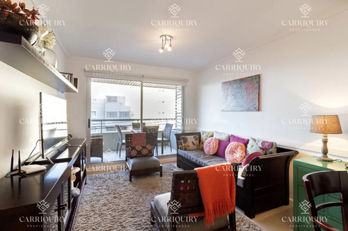 Punta Del Este, Península, Departamento De 2 Dormitorios Con Piscina, Terraza Y Cochera.