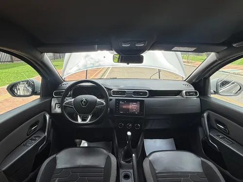 Renault Duster 1.3 Intense Cvt