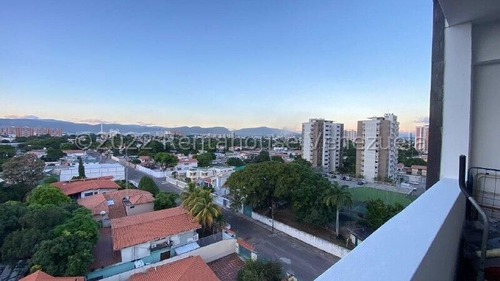 Imagen 6 de 30 de Apartamento En Venta Al Oeste De Barquisimeto Cocina Con Acabados Italianos Concepto Abierto Gabriela C. #23-15395