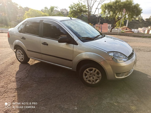 Ford Fiesta Sedan 1.6 Flex 4p 2005