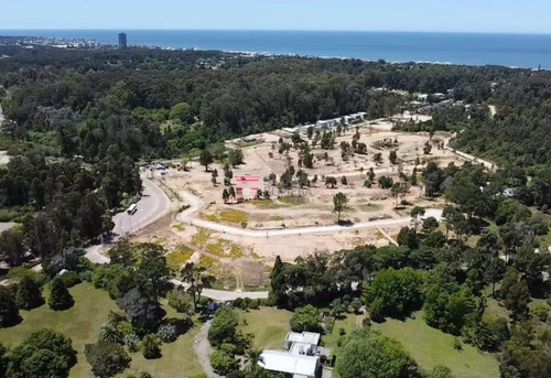 Venta De Terreno En Barrio Privado La Chacra Punta Del Este