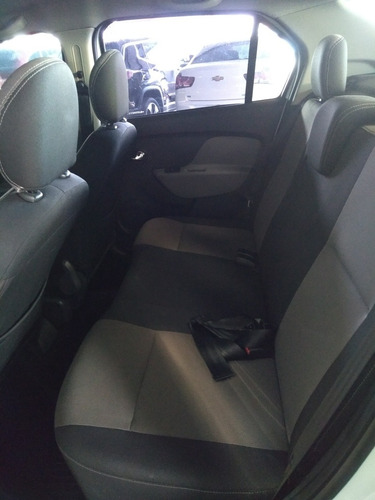 Renault Logan 1.6 Expression Hi-power Easy-r 4p 2016