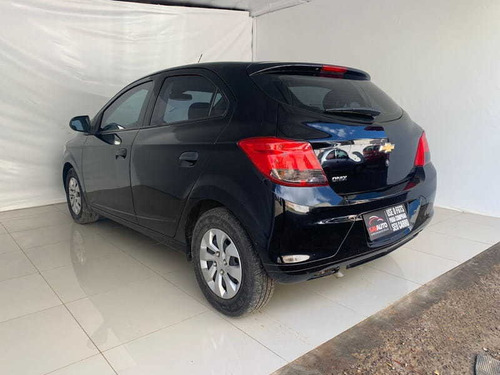 Imagem 4 de 10 de Chevrolet Onix Hatch Joy 1.0 8v Flex 5p Mec 2019