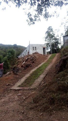 Imagem 11 de 14 de Sitio Com Uma Casa 2 Quartos