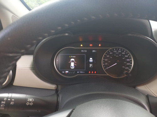 Nissan Versa 1.6 Exclusive