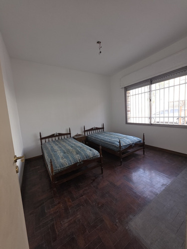 Ph Ba Naon Sin Expensas Frente Patio/terraza 2 Dor Coc Com