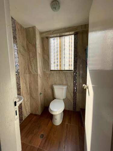 Imagen 3 de 10 de Apartamento En Los Jardines Del Valle . Versalles