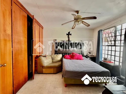Venta Casas Chapalita Oriente T-jc0002-0098